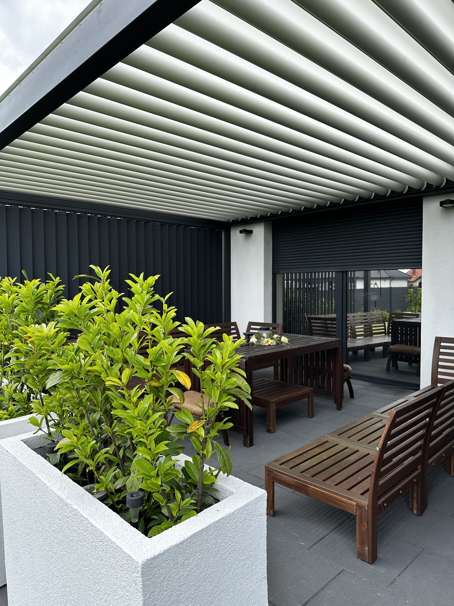 Realizacja Pergolatti — pergola bioklimatyczna nr 16